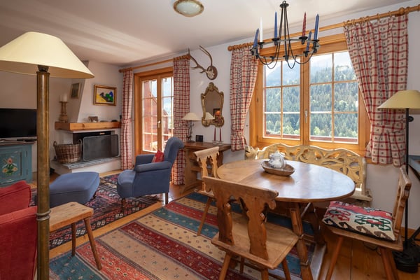 Duplex 5 pièces  dans un endroit très calme et offrant une vue magnifique sur les montagnes. 10