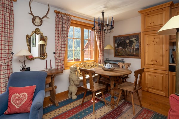 Duplex 5 pièces  dans un endroit très calme et offrant une vue magnifique sur les montagnes. 11