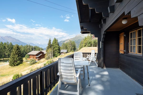 Chalet ski-in-ski-out mit zwei Privatparkplätze 15