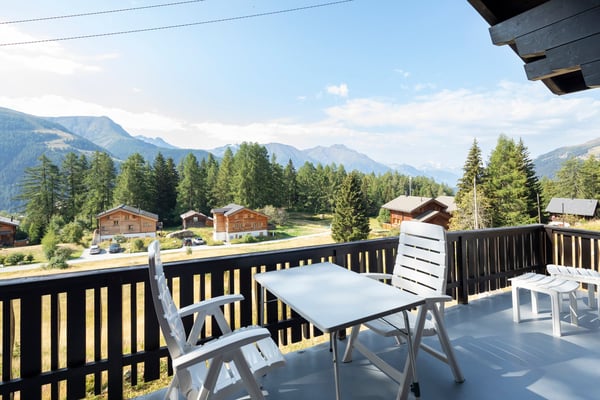Chalet ski-in-ski-out mit zwei Privatparkplätze 14
