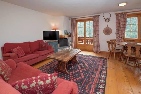 Duplex 5 pièces  dans un endroit très calme et offrant une vue magnifique sur les montagnes. 10