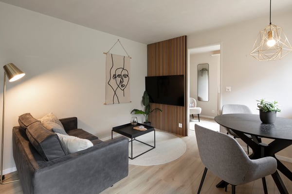 Renoviertes und bezugsfertiges Chalet mit Sauna und der Option zum Kauf einer eigenen Privatgarage 23
