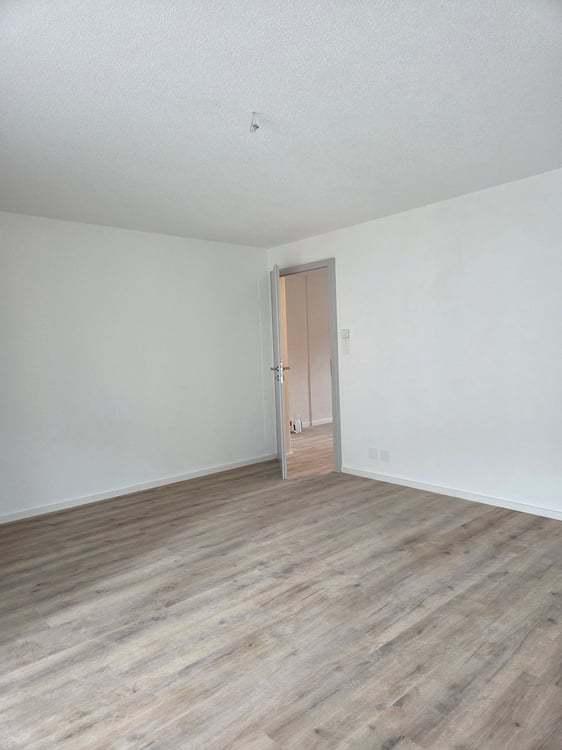 Appartement 1.5 pièces rénové avec balcon et belle vue à Sonceboz-Sombeval 5