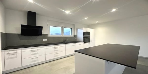 Prächtige 3,5-Zimmer-Wohnung in Delémont 2