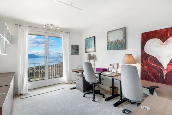 A Breathtaking Haven with Pool and Panoramic Views 9