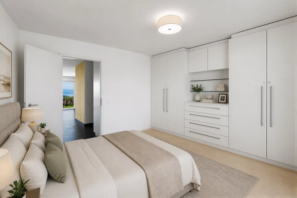 4.5-Room Apartment with Lake Views in Yens 5
