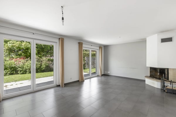7.5-room villa at the end of a double cul-de-sac, set in an exceptionally peaceful residential environment 3