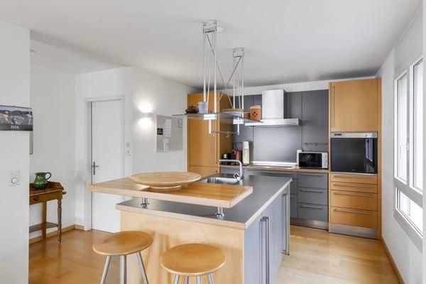 Appartement de 1.5 pièces occupant un étage complet à Saint-Sulpice 3