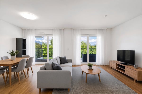 Contemporary 4.5-Room Penthouse Apartment Close to the Lake 2