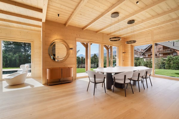 Chalet contemporain de 540 m2 à Crans-Montana 3