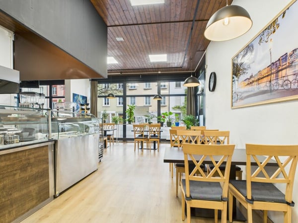 Attraktives Gewerbelokal in Toplage direkt am Rhein 4