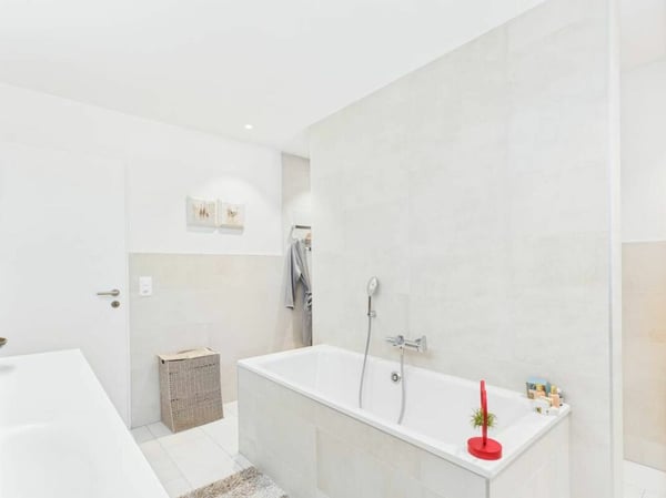 Modernes Einfamilienhaus an guter Lage 11