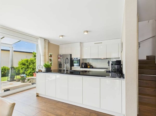 Modernes Einfamilienhaus an guter Lage 2