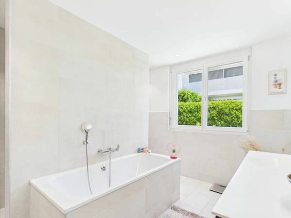 Modernes Einfamilienhaus an guter Lage 12