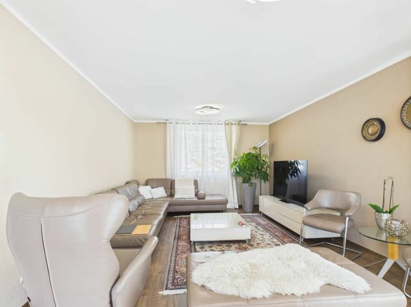 Modernes Einfamilienhaus an guter Lage 6