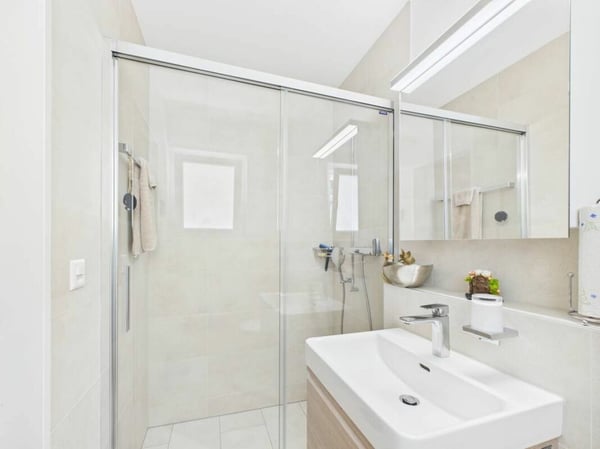 Modernes Einfamilienhaus an guter Lage 10