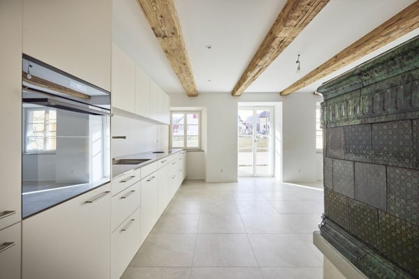 Charmante 1.5-Zimmer-Maisonette-Wohnung in einzigartiger historischer Mühle 3