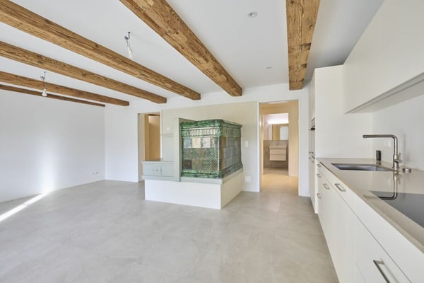 Charmante 1.5-Zimmer-Maisonette-Wohnung in einzigartiger historischer Mühle 2