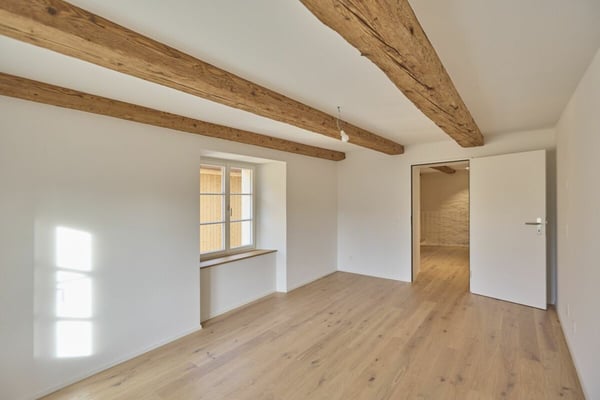 Charmante 1.5-Zimmer-Maisonette-Wohnung in einzigartiger historischer Mühle 7