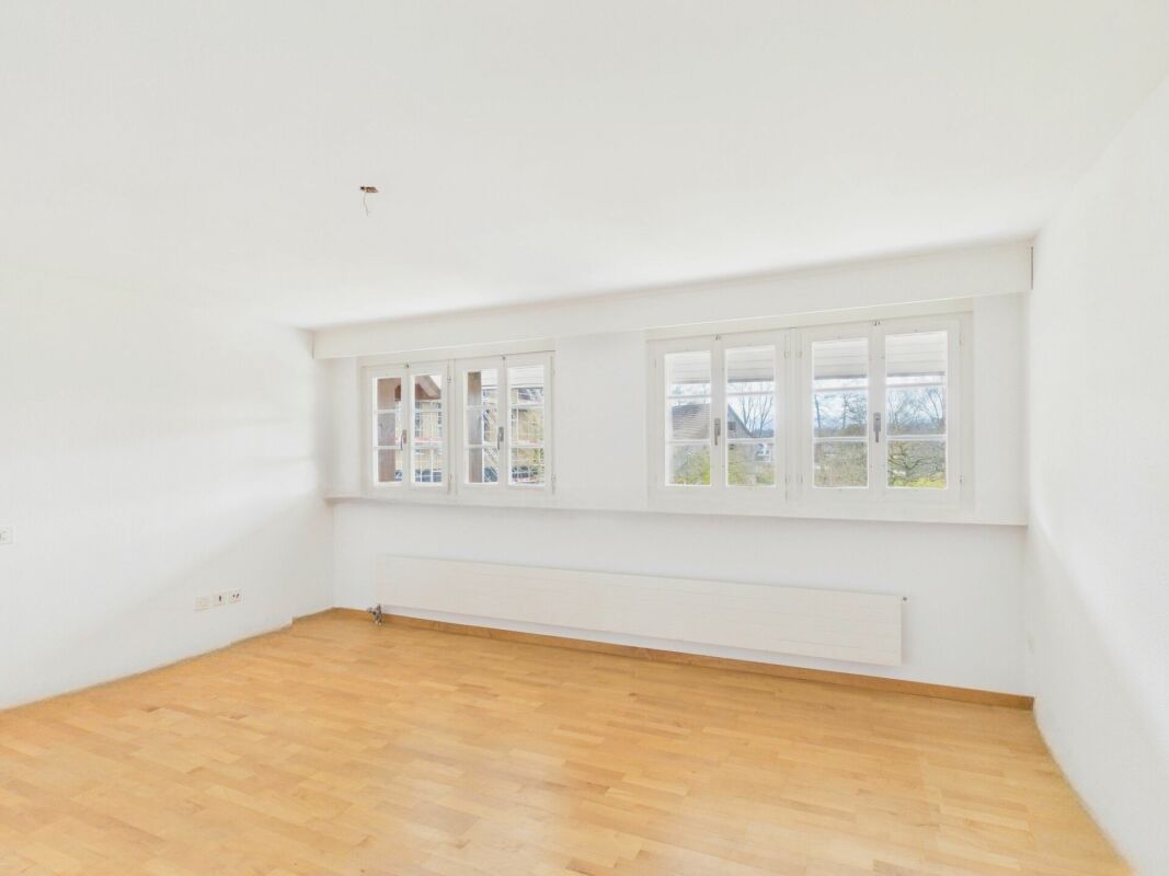 Charming 4.5-room row house in historic ambiance in Mönchaltorf