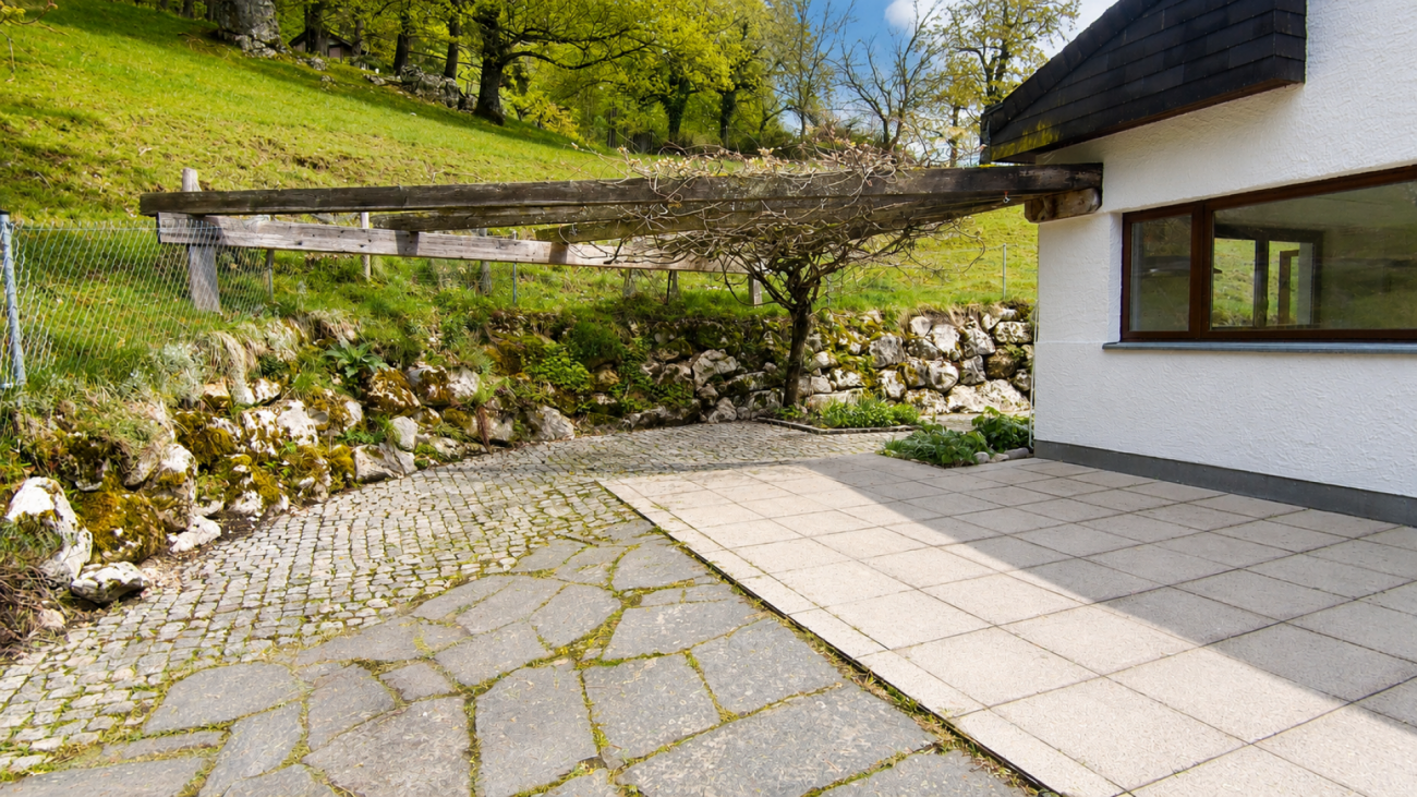 Reserviert! Traumhafte Aussicht, ruhige Lage und 6000m2 Land