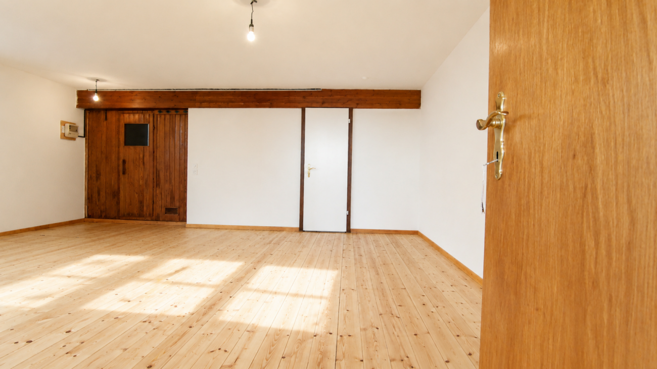 Reserviert! Traumhafte Aussicht, ruhige Lage und 6000m2 Land