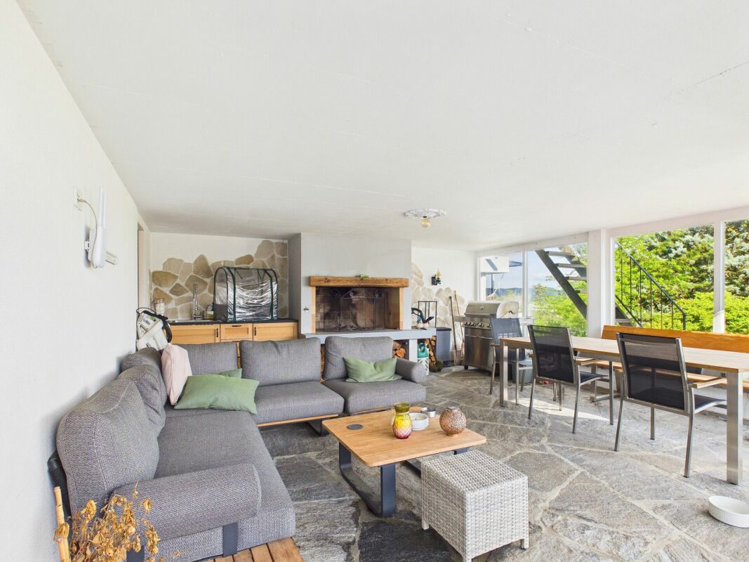 Seltene Gelegenheit! Modernes Einfamilienhaus mit Traumhafter Weitsicht, Wellnessbereich und viel Luxus