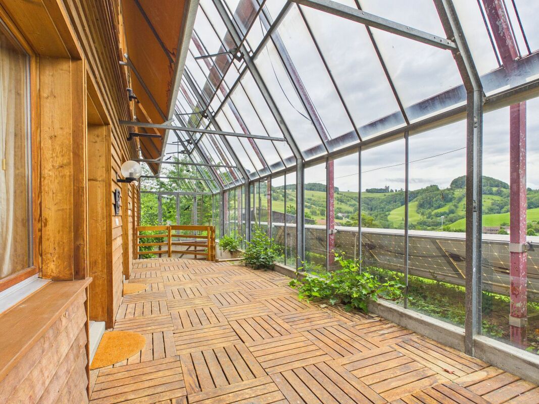 Mehrgenerationenhaus mit viel Umschwung und wunderschönem Ausblick