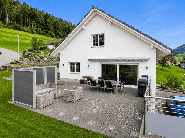 Grosszügig und hell mit Blick ins Grüne 28