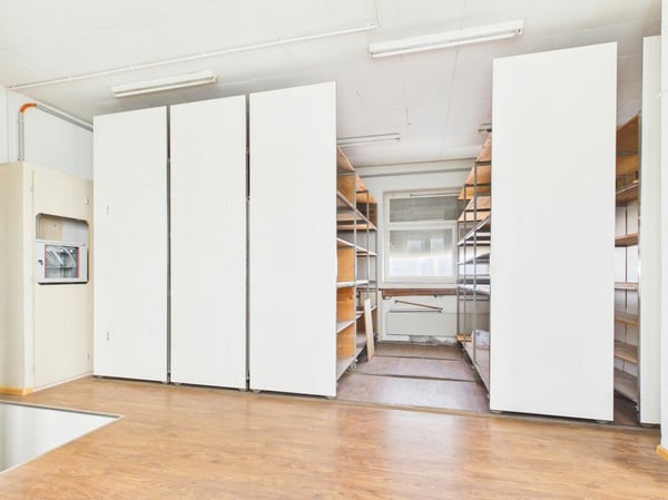 Attraktive Gewerbefläche mit Büro und Lager 11