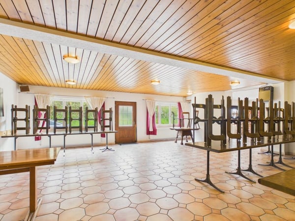 Grosszügiges Restaurant in Ederswiler zu vermieten 4
