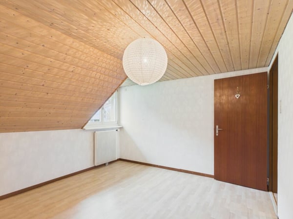 Grosszügige 5-Zimmer-Wohnung an Ruhiger Lage in Ederswiler 6