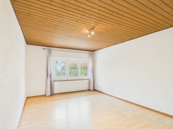 Grosszügige 5-Zimmer-Wohnung an Ruhiger Lage in Ederswiler 7