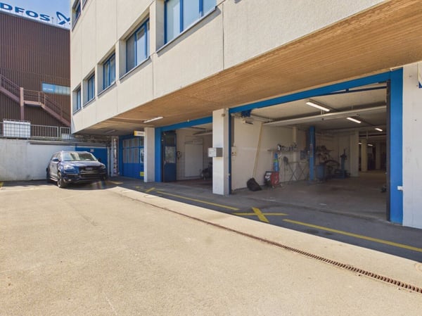 Ihre Traum-Garage in Fällanden wartet auf Sie!