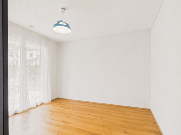 Grosszügige und helle Wohnung mit Garten 10