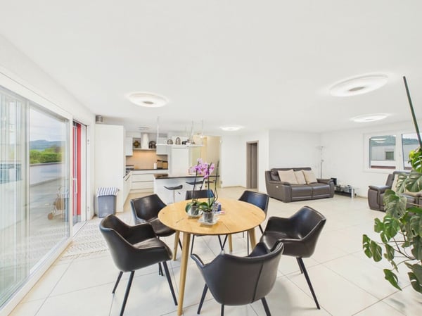 Moderne Penthouse-Wohnung mit Panorama-Terrasse in Delémont 3