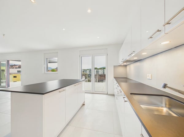 Exklusive Attikawohnung mit grosser Terrasse und ruhiger Wohnlage 3