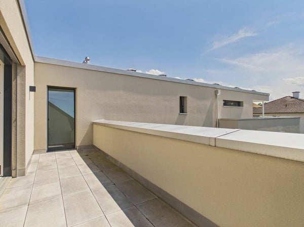 Exklusive 3.5-Zimmer-Attikawohnung mit grosszügigen Aussenflächen in Binningen 13