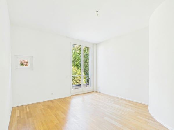 Stilvolles Wohnen auf dem Bruderholz mit Cheminée, Balkon, Terrasse und Ziergarten 11