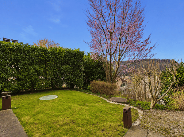 Offenes Wohnen mit Weitblick und unverbaubarer Aussicht 13