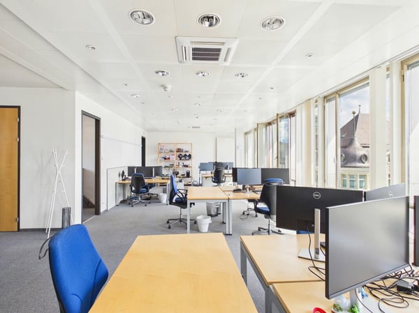 Bel espace spacieux à louer 240 m2 12