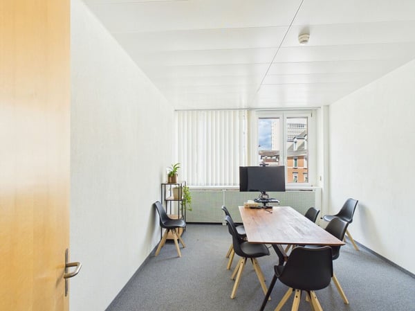 Bel espace spacieux à louer 240 m2 6
