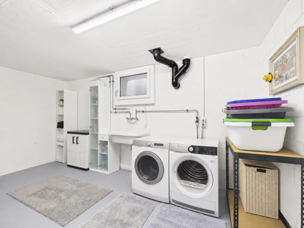 Modernes Einfamilienhaus mit Garten und schöner Weitsicht in Wolfwil 23