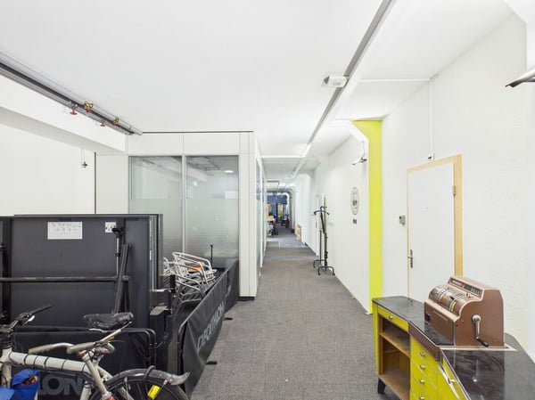 Attractive Büroraum mit Blick auf den MFO- Park- Zürich-Oerlikon 11