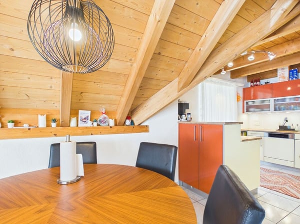 Grosszügige Maisonette Wohnung mit Balkon und Cheminée Kopie 5