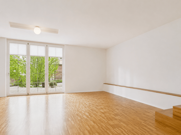 Grosszügiges Wohnen mit Loft - Charakter und Terrasse in Thalwil 7