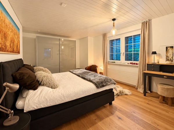 Hochwertige möblierte 2.5-Zimmer-Gartenwohnung an der Beckenhofstrasse in Zürich 10