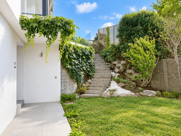 Grosszügiges Einfamilienhaus mit Pool und Garten - Wohnen mit Weitblick in Füllinsdorf 23