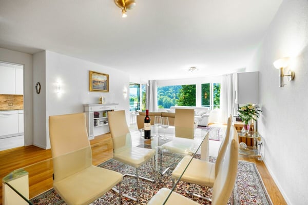 Exklusiver Wohntraum - Grosszügig an Toplage mit Wellnessanlage 2