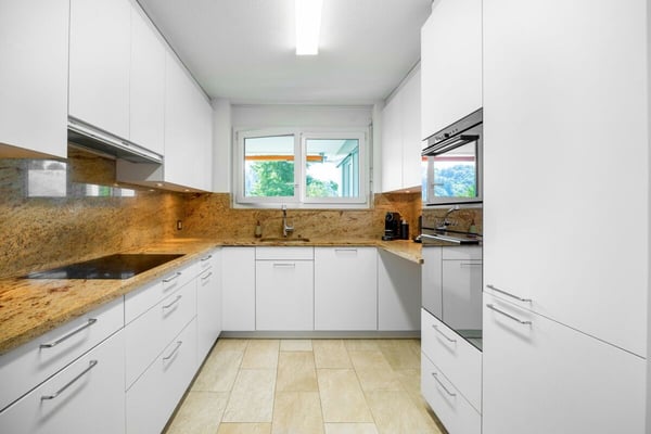 Exklusiver Wohntraum - Grosszügig an Toplage mit Wellnessanlage 3